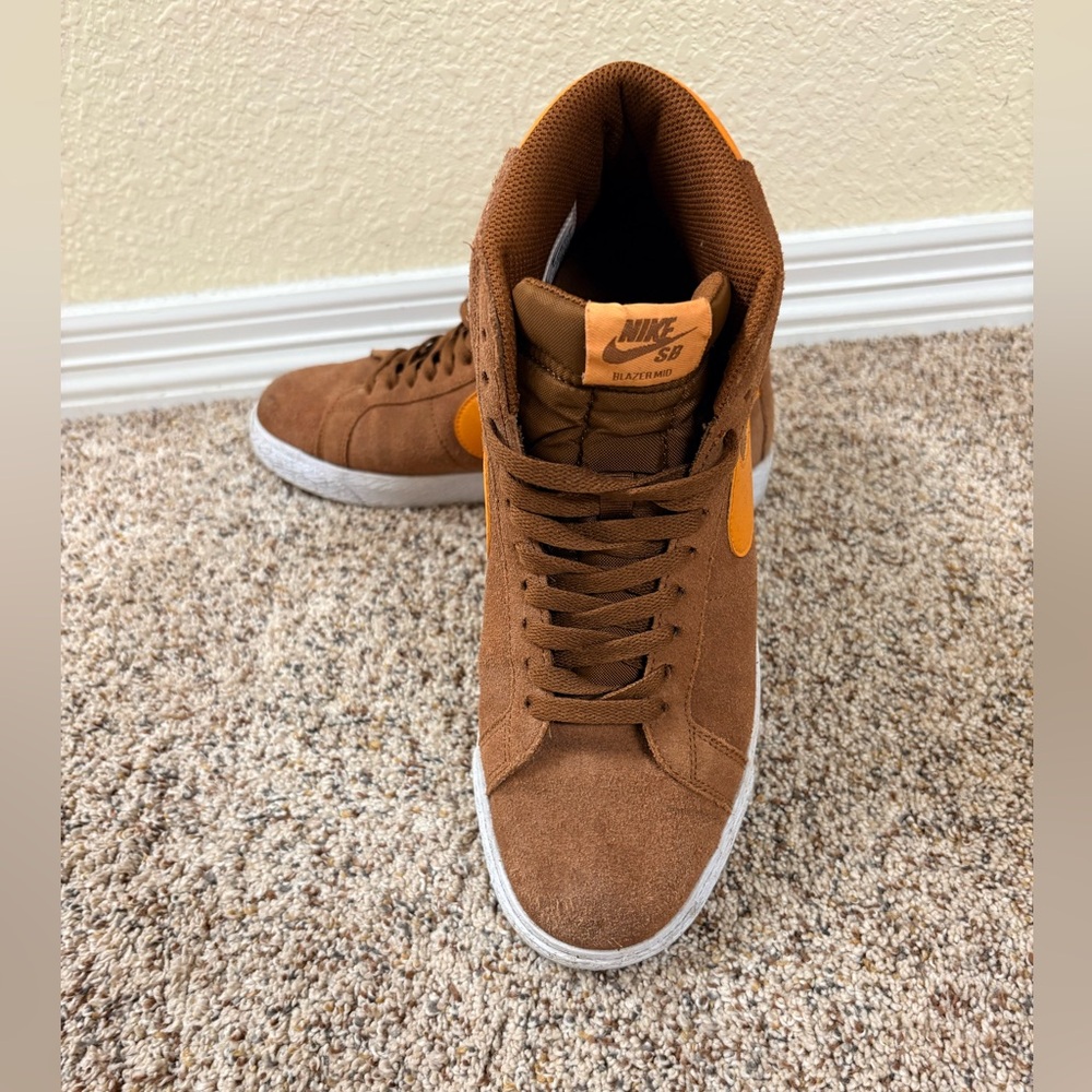 Nike Sneakers